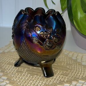 Antique Northwood Amethyst Carnival Glass Rose Bowl Fine Cut Roses Pattern